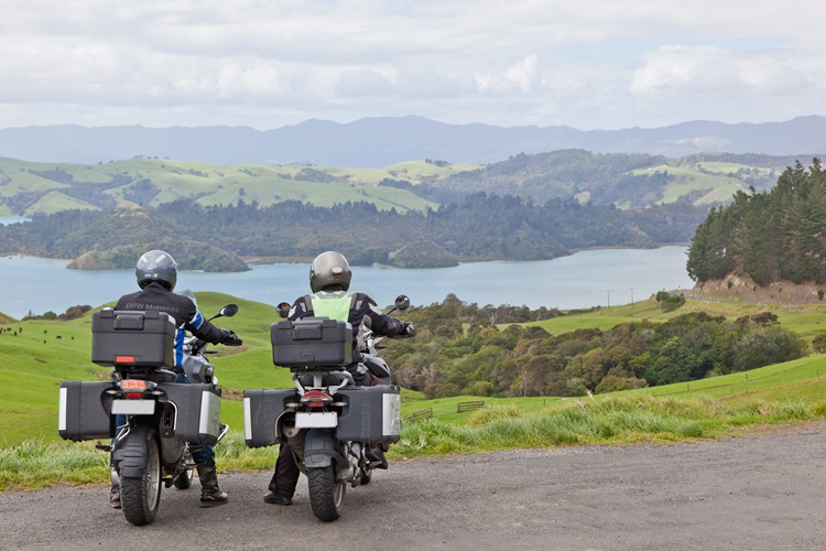 Erreiche mit deinem Leihmotorrad das atemberaubende McKenzie Becken